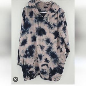 Torrid hoodie zipper on bottom sides tied dyed pi k and black